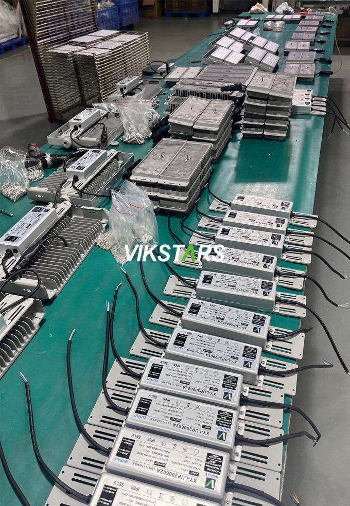 Good Price 100W Module Flood Lights IP65 Waterproof High Stadium Mast Lighting Reflectors 22