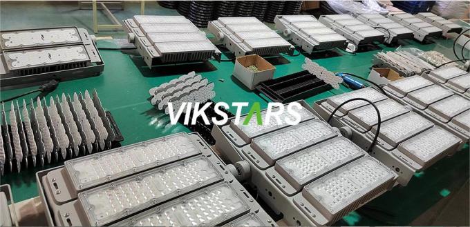 50W 100W 150W 200W 250W 300W Module High Mast Flood Lights Outdoor Football Field Lighting 18