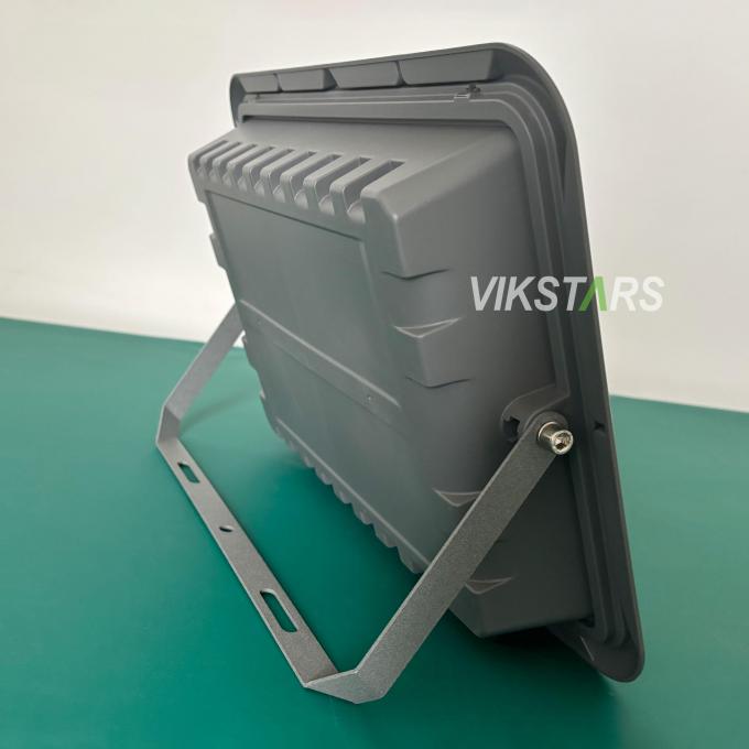 Hot-sales 100W 200W 300W 400W Solar Flood Light with PC Lens Rural Outdoor Lighting IP65 Waterproof Solar Garden Lights 6