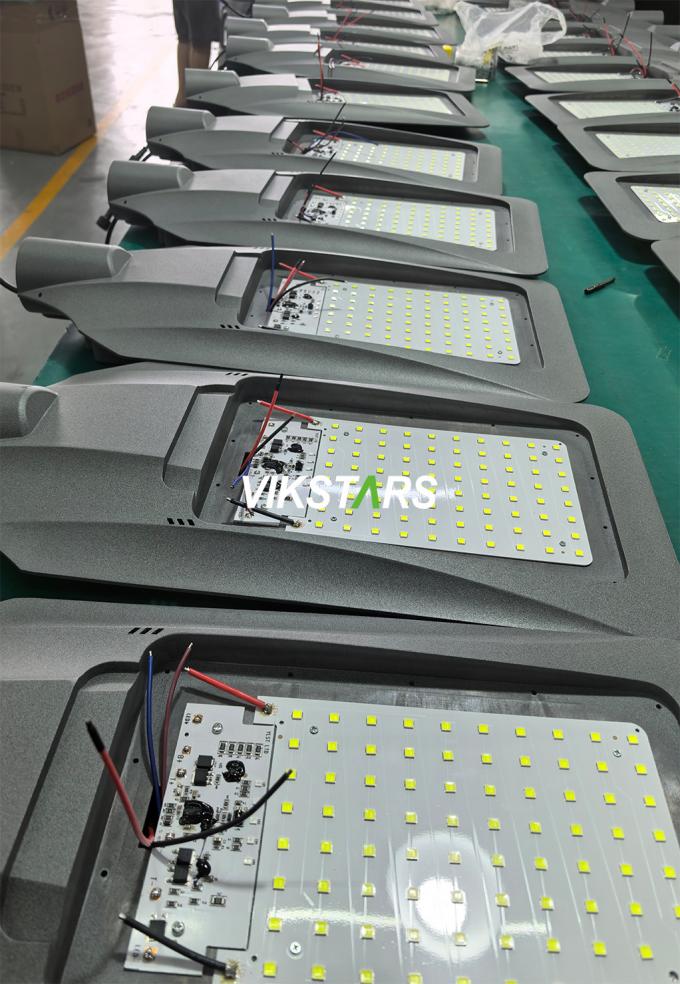 150W LED Street Lights 300W 500W Solar Street Lamps For Main Street Road 12