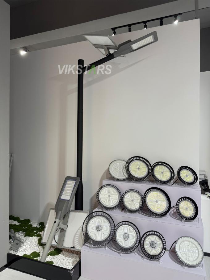 Hottest Sales Solar LED Street Lights 300W 500W 1600W For Project Village Industrial Park Main Street 2