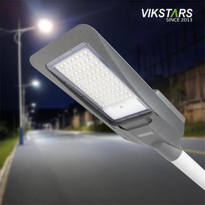 Buy 150W LED Street Lights 300W 500W Solar Street Lamps For Main Street Road online manufacture