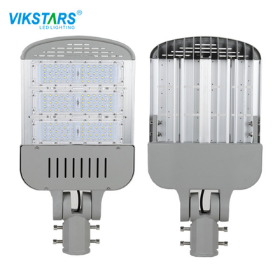 Buy Community AC 265V Outdoor LED Street Light 130lm/ W IP65 PC Reflector online manufacture