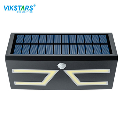 Buy Courtyard Lighting Solar Lamp Outdoor COB LED 120lm / W Efficiency online manufacture