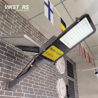 200W 300W 400W 500W Classsic Aluminum Solar Street Lights For Village Yard Outdoor